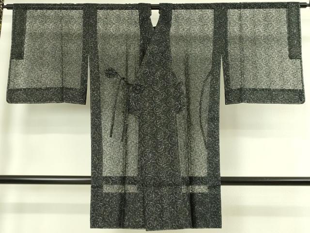 平和屋着物&infin;極上　道中着　オーガンジー　スリーシーズン　春夏秋　塵除け　ロング丈　唐草文　黒地　銀糸　逸品　未使用　DZAB7517kh6｜平和屋