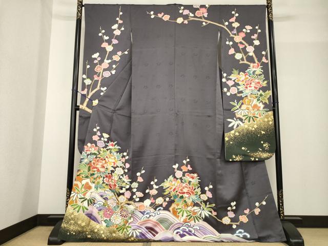 長閑やかさ屋御召しもの●築き上げる460年・千總 振袖 駒刺しゅう 松竹梅立波顕花植物文 金彩 正絹 珠玉 AABF9655ck