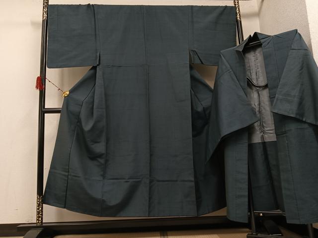 長閑やかさ屋お召しもの●成人男性 紬 合奏団 色無地 錆鉄灰色色 正絹 珠玉 AABH3027ph