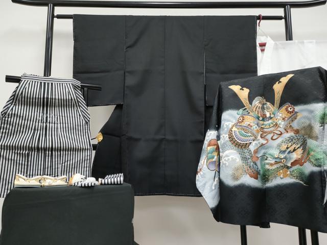 長閑やかさ屋中央局■飛び切り 七五三 御坊っちゃん 3歳 祝着・肌付き・羽織・行灯袴・草履・小物仕掛ける 兜 龍 金彩 洗える御召しもの 珠玉 新品 CYAA4277s6