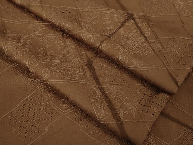 長閑やかさ屋お召しもの●御前上等 中国三大刺しゅう スワトウ刺しゅう 汕頭刺繍 総刺しゅう 小紋 松皮菱花文 枯茶色地 珠玉 DZAB6703kh6