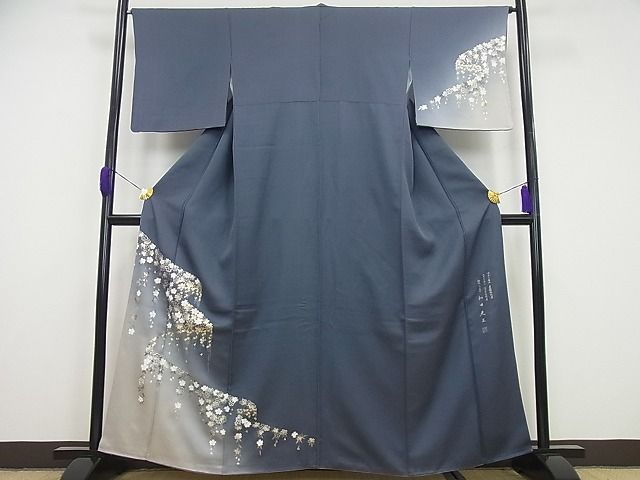 平和屋本店●極上 金彩友禅 卓越技能者・名工・和田光正 訪問着 舞桜 藍鉄色地 逸品4s700|平和屋