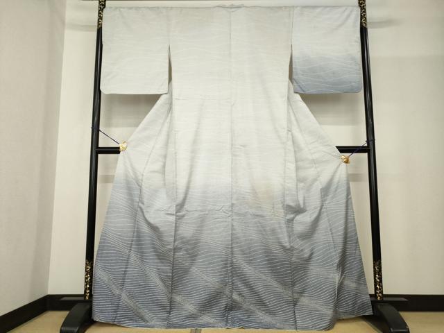 平和屋着物●石川県指定無形文化財　牛首紬　白山工房　手織り　訪問着　流水文　暈し染め　正絹　逸品　AABF9006ck｜平和屋