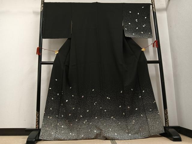 長閑やかさ屋御召しもの●短い訪問着 夜桜 たたき染め 黒地 銀彩 正絹 珠玉 未当て嵌める AABJ6246ph