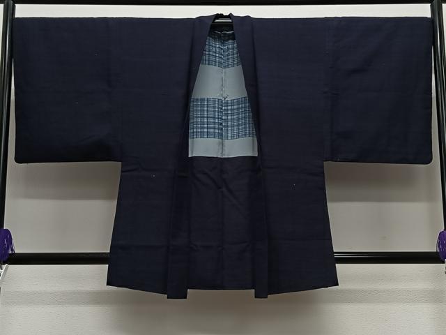 平和屋着物&infin;男性　羽織　紬地　鉄紺色　正絹　逸品　CABE5094ua｜平和屋
