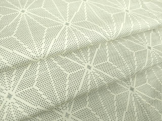 平和屋着物●本場大島紬　白大島　9マルキ　麻の葉文様　正絹　逸品　DABE5410ps｜平和屋
