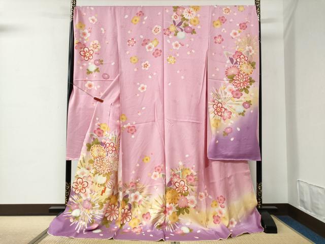 長閑やかさ屋御召しもの●晴れ晴れしい振袖 駒刺しゅう 秋草の花文 暈し染め 金彩 仮絵羽 珠玉 未当て嵌める CABC7151yc