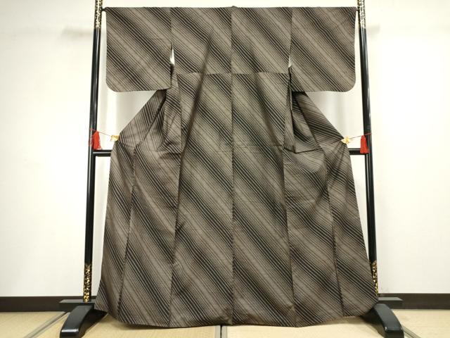 平和屋着物●本場大島紬　泥染め　カタス7マルキ　斜縞　正絹　逸品　AABF5168cs｜平和屋