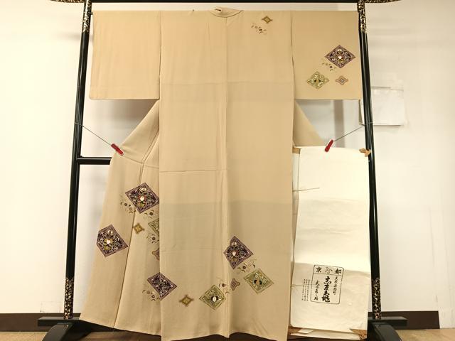 長閑やかさ屋御召しもの●御前上等 銀座 志ま亀 短い訪問着 桐唐草文 金彩 鬼しぼクレープ たとう紙付き添い人 正絹 珠玉 CABD8203vp