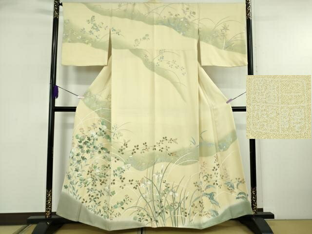 長閑やかさ屋中央局●御前上等 築き上げる460年・千總 短い訪問着 刺しゅう 顕花植物文 ひな鳥色地 暈し染め 金彩 高島屋取りまわし 珠玉 DZAB5851kh6