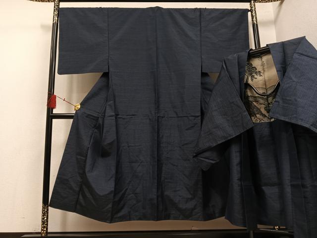 長閑やかさ屋御召しもの●成人男性 発祥地大島紬 合奏団 正絹 珠玉 AABH5269ph