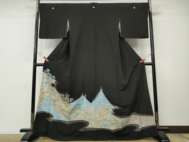 長閑やかさ屋御召しもの●晴れ晴れしい黒留袖 駒刺しゅう 九重の天解花文 金彩 西武百貨店取りまわし 正絹 珠玉 CABE7083ut