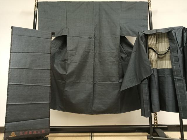 長閑やかさ屋お召しもの●成人男性 発祥地大島紬 合奏団 100亀甲 総端っこ 反端付き添い人 正絹 珠玉 AABH0891fy