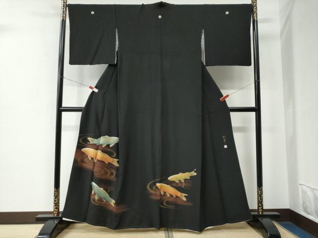 長閑やかさ屋御召しもの●晴れ晴れしい黒留袖 絵描き物 鯉 暈し染め 金彩 正絹 珠玉 CABE2390yc