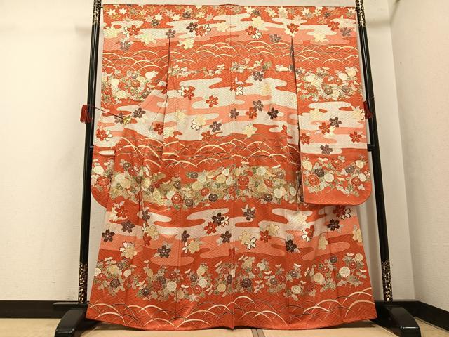 長閑やかさ屋御召しもの●晴れ晴れしい振袖 駒刺しゅう 被子植物文 金彩 正絹 珠玉 AABH6825ph