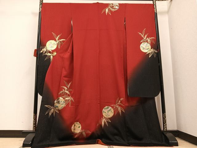長閑やかさ屋御召しもの●晴れ晴れしい振袖 松竹梅飛鶴毬文 暈し染め 金彩 金通し地 ロング丈 正絹 珠玉 AABH8262ph