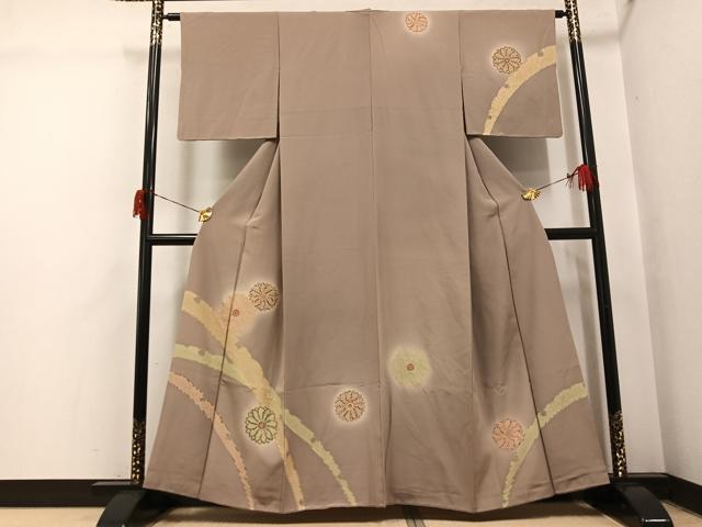 平和屋着物●訪問着 雪芝舞花文 暈し染め 金彩 正絹 逸品 AABH6875ph