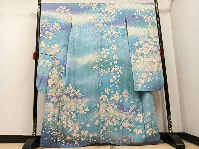 長閑やかさ屋御召しもの●晴れ晴れしい振袖 駒刺しゅう 桜 暈し染め 銀彩 金通し地 正絹 珠玉 AABH8276ph