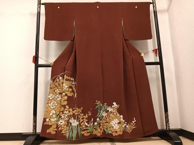 長閑やかさ屋御召しもの●浦野理一 色留袖 顕花植物文 金彩 鬼しぼクレープ 正絹 珠玉 AABH8260ph