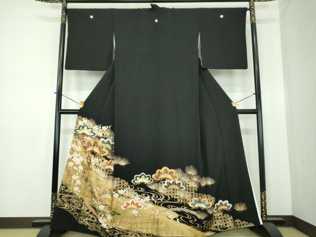 長閑やかさ屋御召しもの●晴れ晴れしい黒留袖 梅松文 現ナマ彩 正絹 珠玉 DABE5645ps