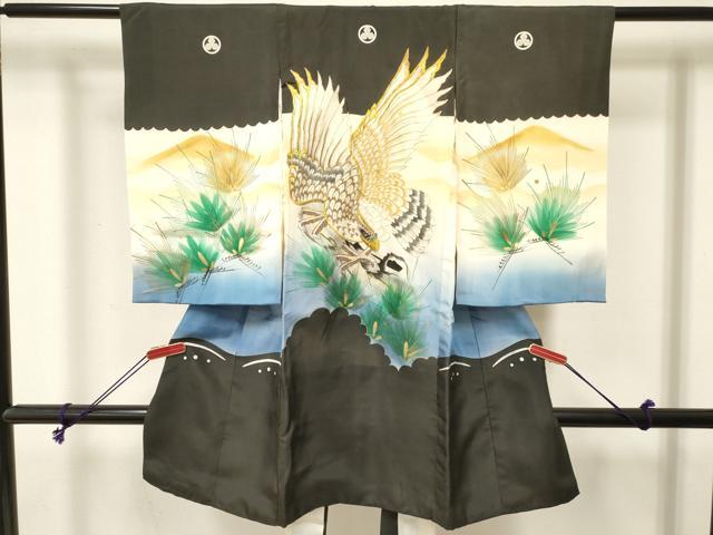 長閑やかさ屋御召しもの[]お宮参り お坊っちゃん 祝着 産着 初着 のしめ 刺しゅう 鷹 鷲 松文 暈し染め 金彩 珠玉 DABE7102ma