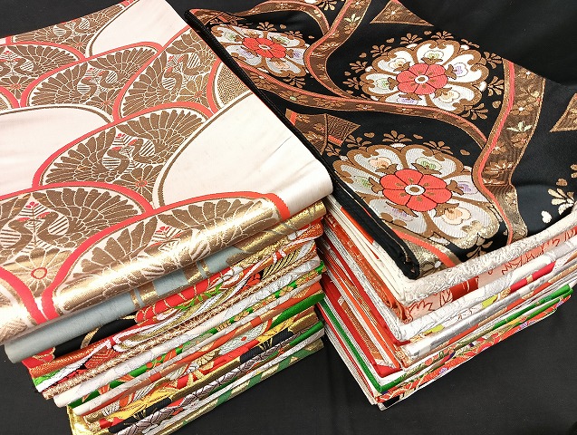 平和屋本店■子供帯 まとめて 35点 鳳凰 向かい鶴 孔雀 蝶 松竹梅 花柄 正倉院 アンティーク 金銀糸 など 着用可能多数 未使用品有 mmm1303｜平和屋