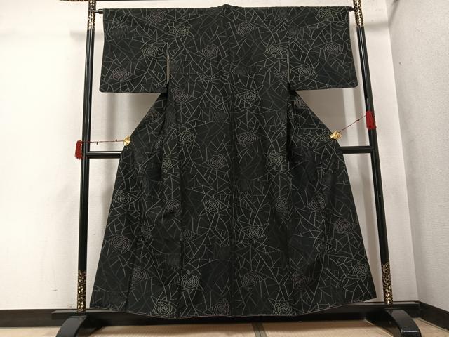 平和屋着物●上質な紬 薔薇 バラ 黒地 正絹 逸品 未使用 AABI6340ph|平和屋