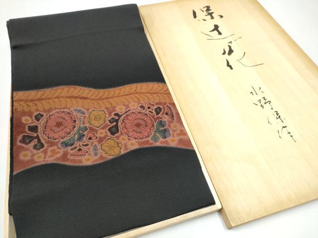 平和屋着物●：伝統工芸士　水野保　保辻が花染　九寸開き名古屋帯　辻が花　絞り　黒地　鬼しぼ縮緬　共箱付き　正絹　逸品　CABH5027hy｜平和屋