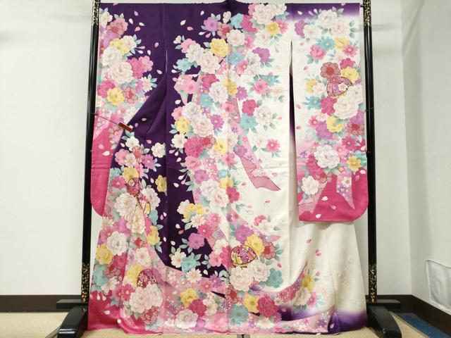 平和屋着物●豪華振袖　毬牡丹花文　ラメ糸　暈し染め　銀通し地　正絹　逸品　CABG0816yc｜平和屋 35,490円