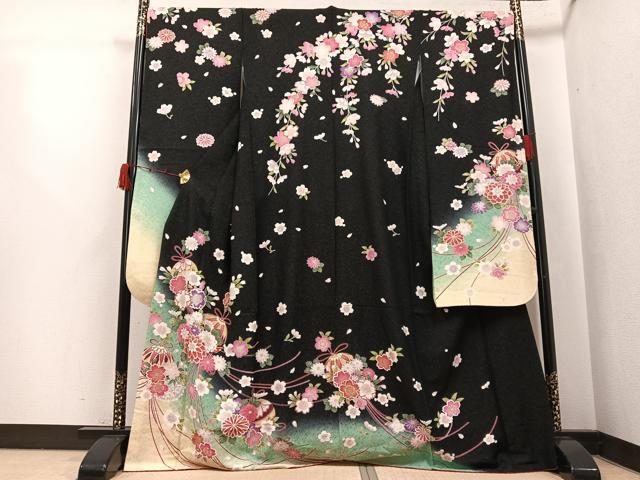 平和屋着物●豪華振袖　花毬文　黒地　金彩　金通し地　正絹　逸品　AABJ9318ph｜平和屋