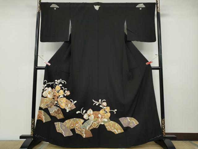 長閑やかさ屋御召しもの●晴れ晴れしい黒留袖 駒刺しゅう 西洋紙向かい鳥吉祥花文 金彩 正絹 珠玉 CABD7254ut