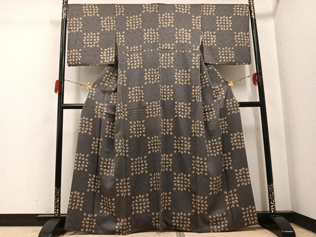 長閑やかさ屋御召しもの●飛び切りな小紋 絞り 変わり市松 正絹 珠玉 AABH3861ph