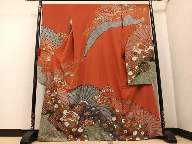 長閑やかさ屋御召しもの●晴れ晴れしい振袖 被子植物文宝尽くし 金彩 正絹 珠玉 AABG5771ph