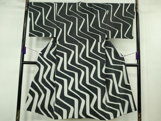 平和屋本店●極上 男性 訪問着 作家物 幾何学文様 縮緬地 黒地 逸品 DZAB7394kh6|平和屋