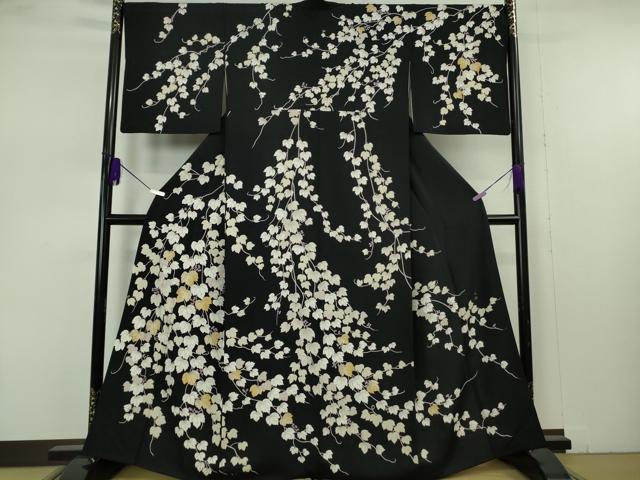 平和屋本店●極上　訪問着　作家物　駒刺繍　蔦の葉文　黒地　金彩　染の近江謹製　逸品　DZAB7376kh6｜平和屋