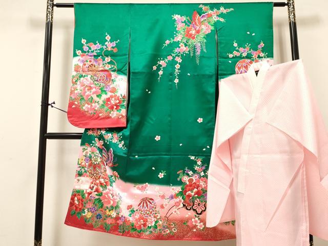 長閑やかさ屋御召しもの[]七五三 うしろ帯 ７歳 祝着 四つ身 長襦袢(単衣)仕掛ける 舞蝶鞠割れ易い文 暈し染め 金彩 洗える御召しもの 未当て嵌める DABA3851ma