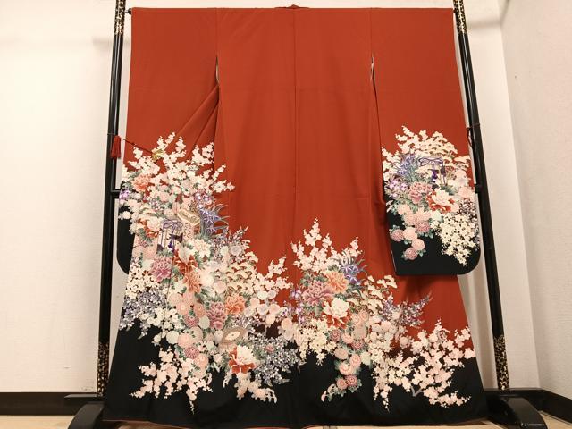 長閑やかさ屋御召しもの●晴れ晴れしい振袖 貝桶花文 暈し染め 金彩 正絹 珠玉 AABG7287ph