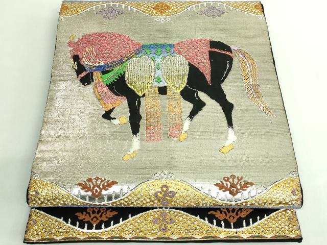 長閑やかさ屋中央局●最御膳上等 龍村平蔵製 膜鳴楽器柄 本袋帯 天竺祭馬錦 黒地 現ナマ糸 珠玉 DZAB2661kh6