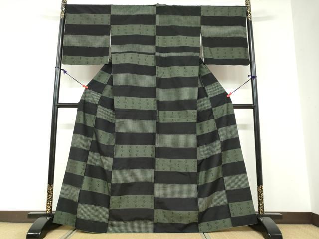 長閑やかさ屋御召しもの●飛び切りな紬 絣文様 正絹 珠玉 DABF1378ud