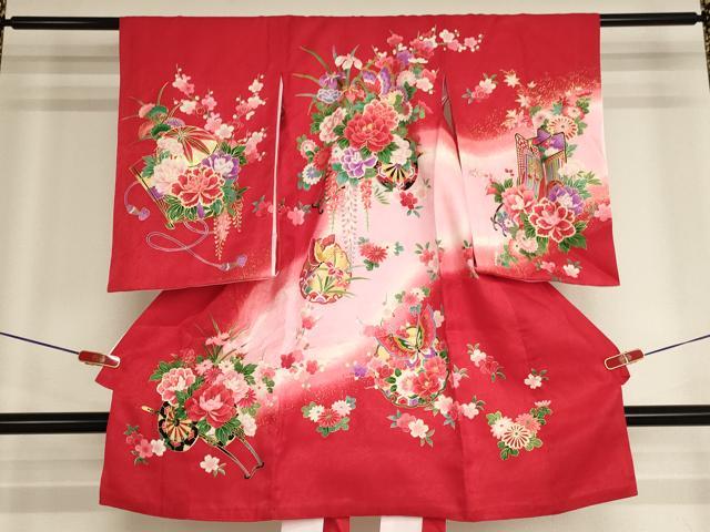 平和屋着物[]お宮参り　女の子　祝着　産着　初着　のしめ　花車舞蝶文　暈し染め　金彩　逸品　AABH2862ja｜平和屋