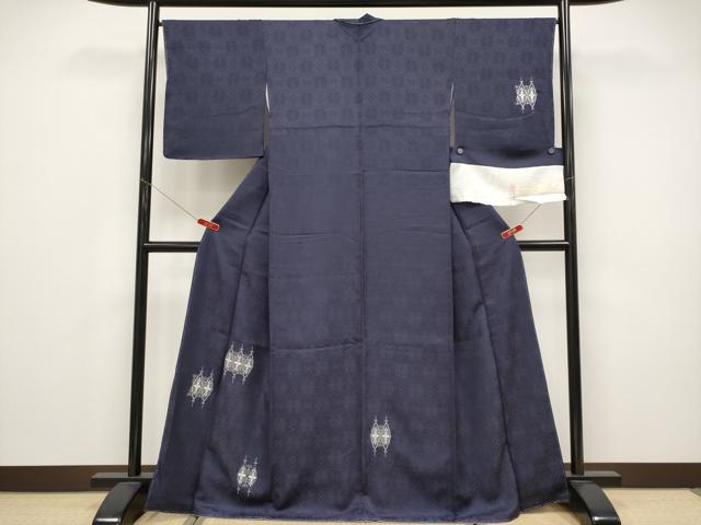 平和屋着物●極上 訪問着 総刺繍 花唐草文 紫黒色地 銀糸 反端付き 逸品 未使用 CYAA4859s6|平和屋