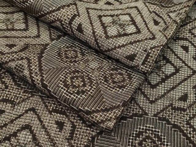 平和屋着物●本場大島紬　一元総絣　舞花文　正絹　逸品　AABF5421fy 平和屋着物○本場大島紬 地空き 一元7マルキ 舞花文 総絣 正絹 逸品