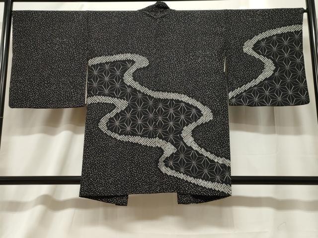 平和屋着物＃羽織　絞り　流水麻の葉文　黒地　正絹　逸品　CABF6195dy｜平和屋