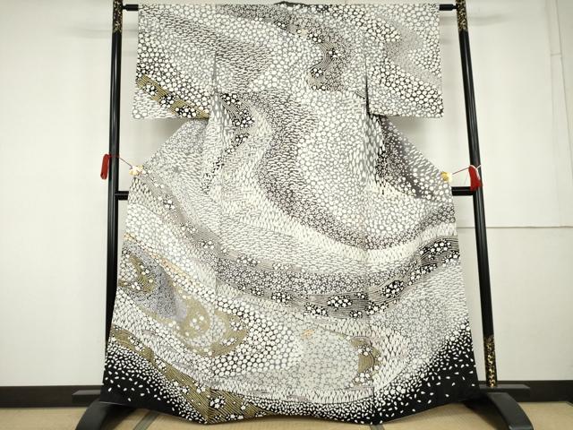 平和屋着物●中国三大刺繍 相良刺繍 訪問着 おぼろ染 重ね絞り 流水花文 銀通し地 正絹 逸品 AABK8606cs|平和屋