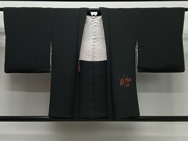 長閑やかさ屋御召しもの＃中国三大刺しゅう 相良刺しゅう 総刺しゅう 羽織 舞花文 黒地 正絹 珠玉 CABG3849ua