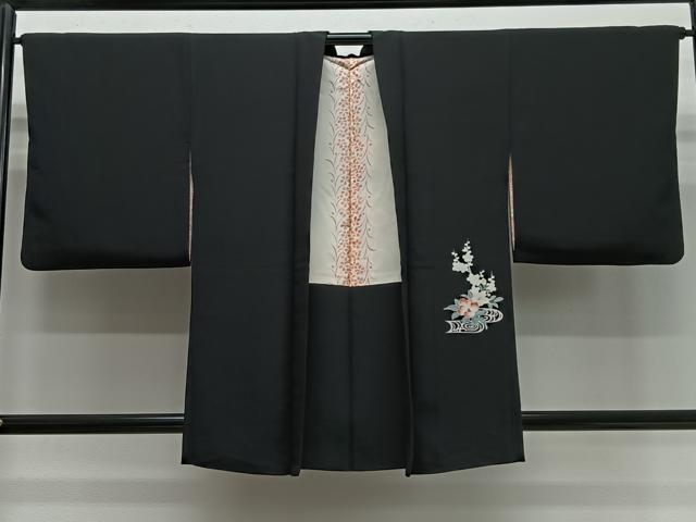 長閑やかさ屋御召しもの＃羽織 水筋花文 暈し染め 黒地 正絹 珠玉 CABG3857ua