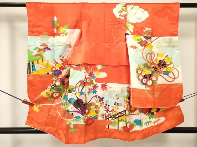長閑やかさ屋御召しもの[]七五三 お嬢さん ３歳 祝着 参身 駒刺しゅう 打ち出の小槌 見晴らし花文 金彩 珠玉 DABE7238ma