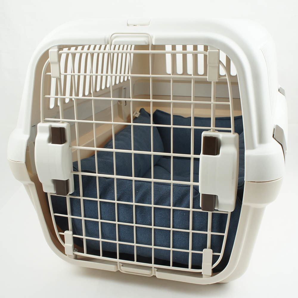 ペットが喜ぶ キャリー クッション ベッド 丈夫な ビンテージ11号 帆布生地 くすんだブルー Mサイズ ヘレンズ ペットベッド 犬 猫 キャンピング ペット クレートマット クレートクッション クレートベッド Christine Coppin Com