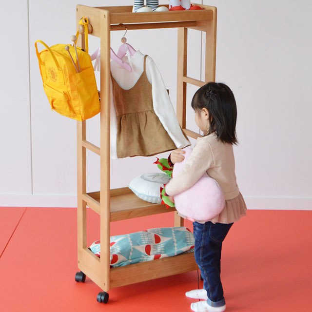 超人気の キッズハンガーラック 子供部屋 Na Ni なぁに はじめての家具 天然木 ナチュラル シンプル キッズルーム ナチュラル シンプル ハンガーシェルフ 収納 洋服掛け Na Ni Hanger Shelf Nah 2873naw 肌触りがいい Www Formebikes Co Uk