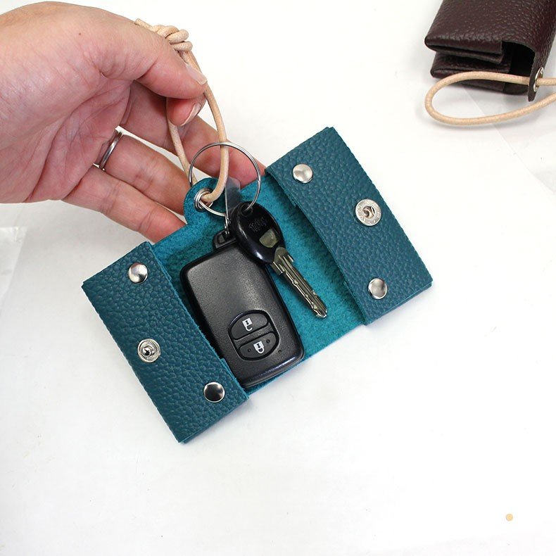 Luminio ルミニーオ Dg 16 キーケース 手作り Tbgd 16 牛革 ティッシュカバー レザー ポケットティッシュケース 本革 日本製